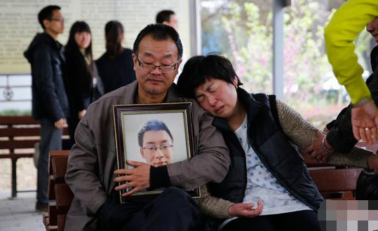 誰主宰你的視線？－從魏則西之死談起