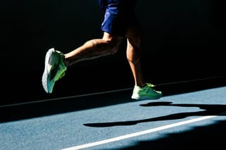 人生一場沒有終點的跨欄比賽