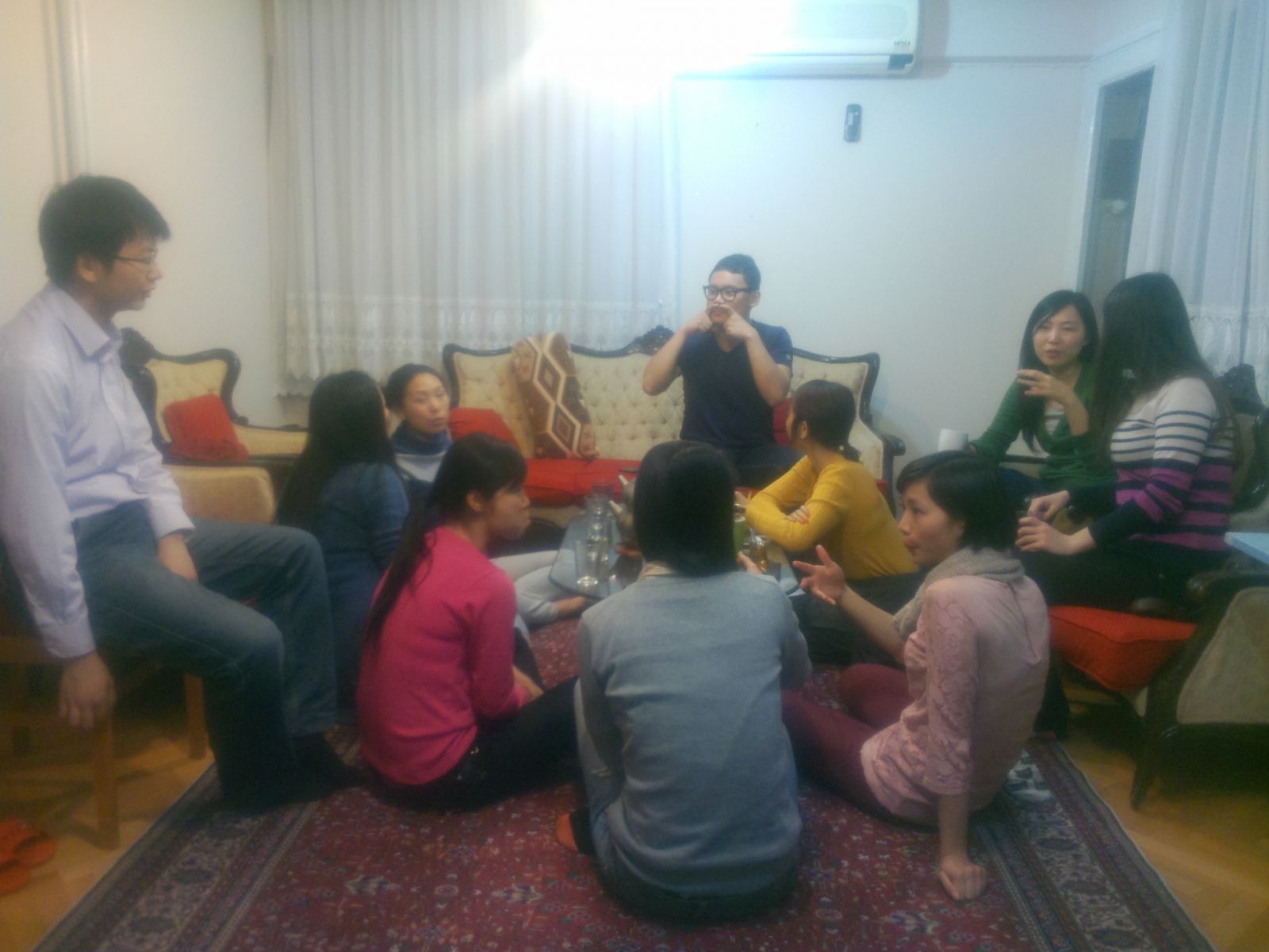 捎自土耳其的家書(五):在寒風中,陪一個土耳其人烤火