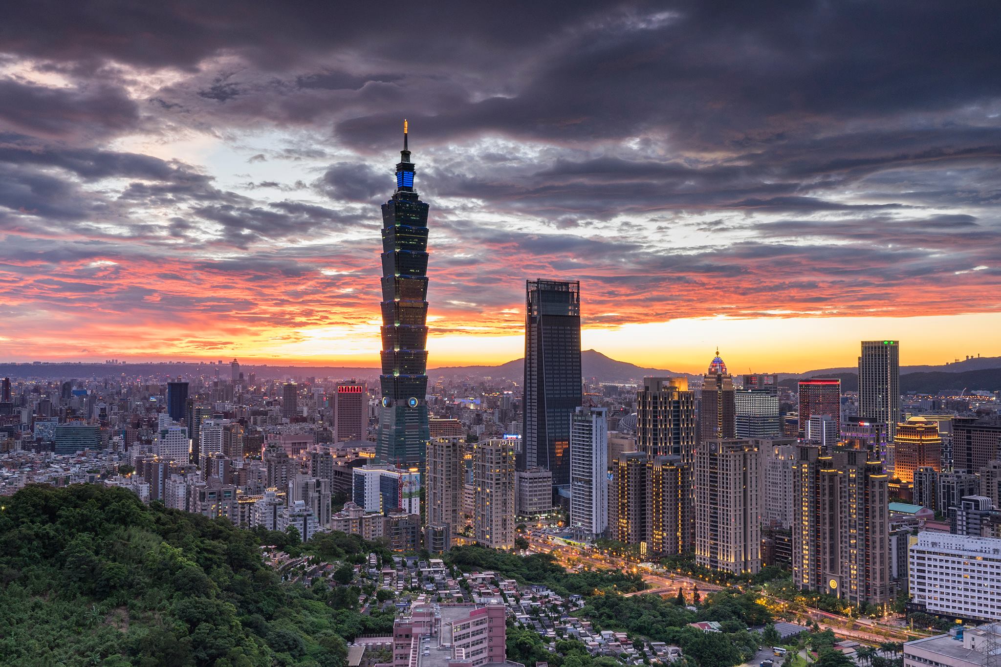 台灣，既陌生又熟悉