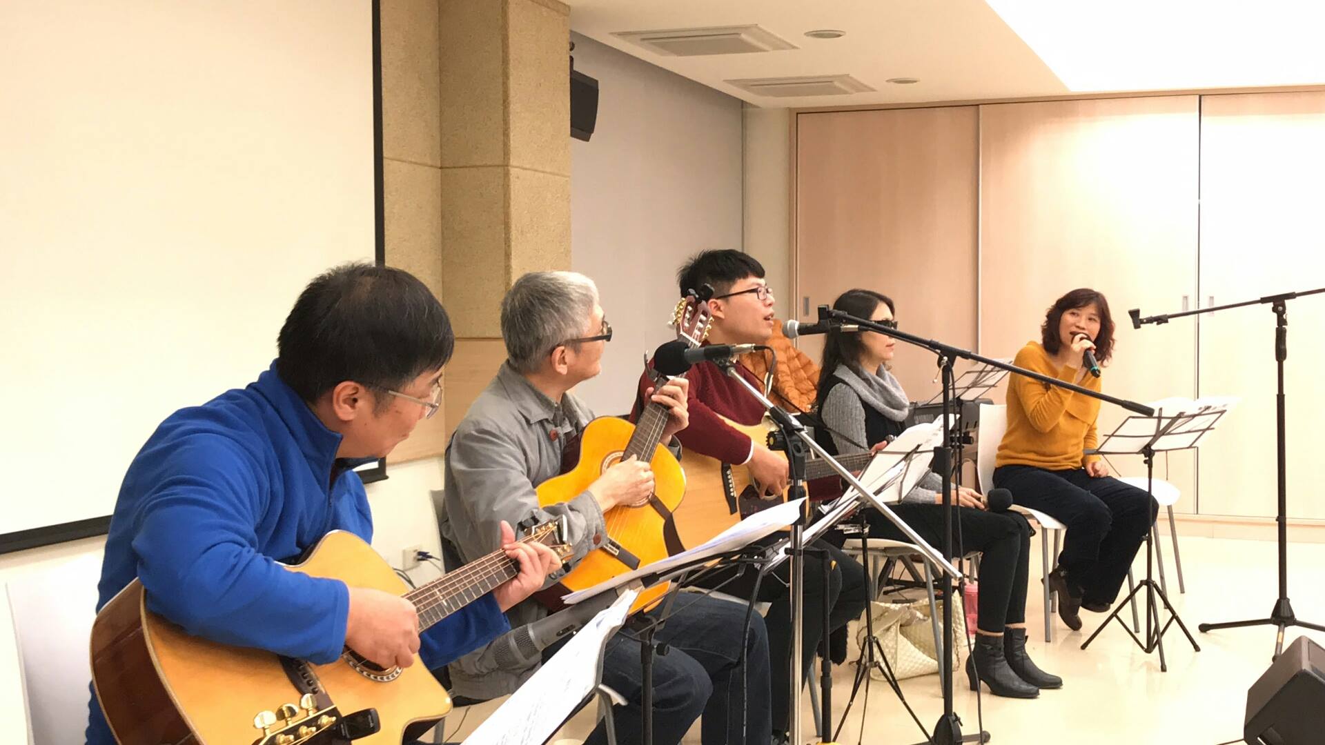 比小甜甜更幸福-音樂老師的信心之路