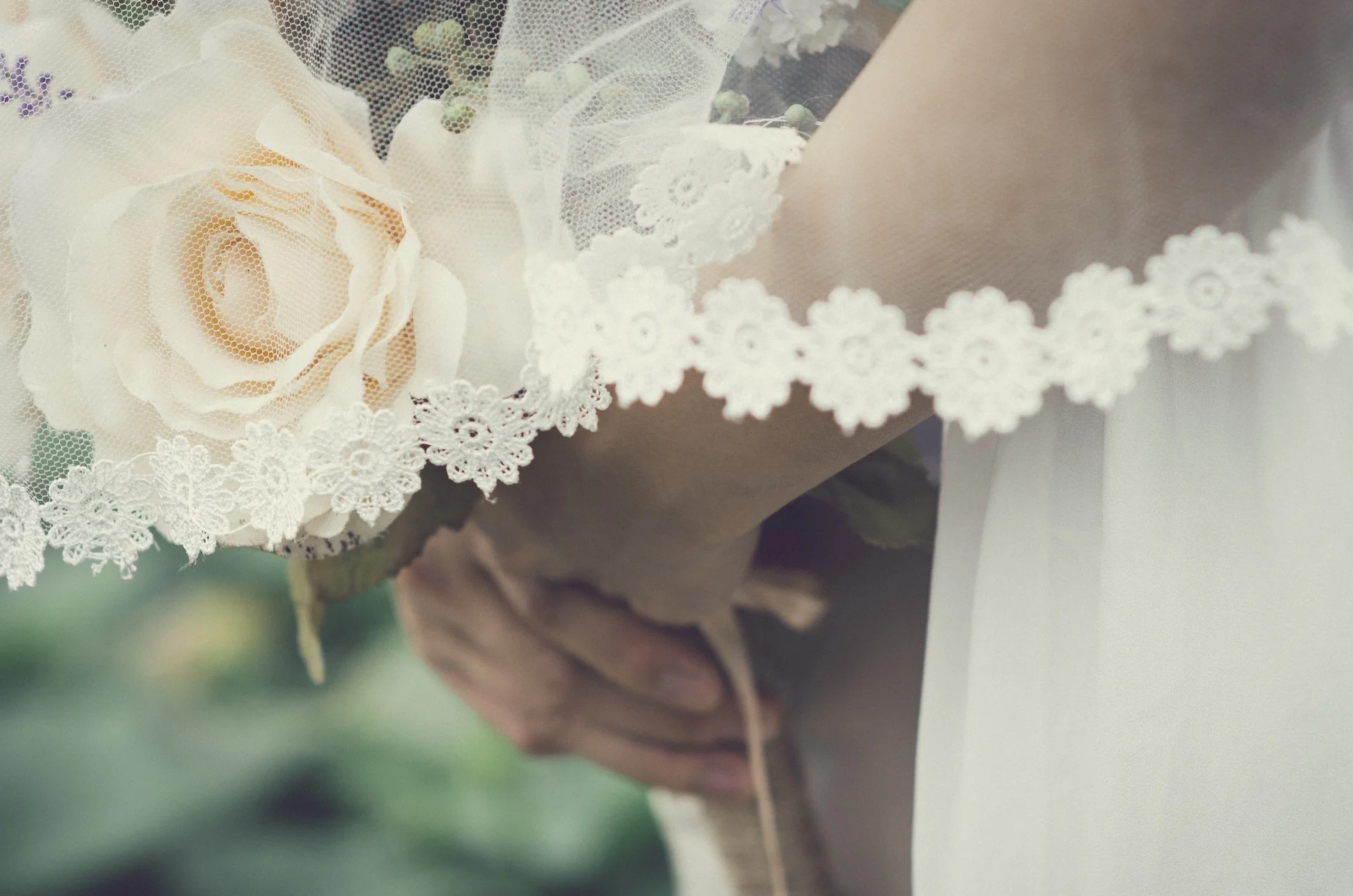 takmeomeo-wedding-437969.webp